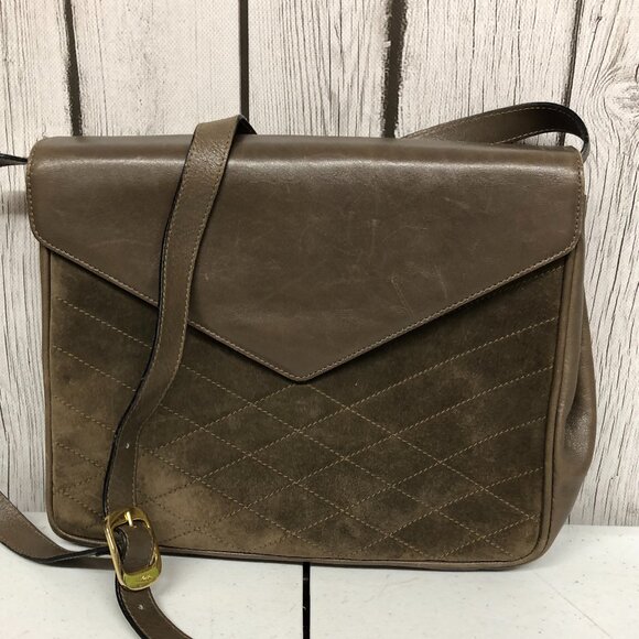 Salvatore Ferragamo Handbags - Salvatore Ferragamo Taupe Crossbody O 21 9570